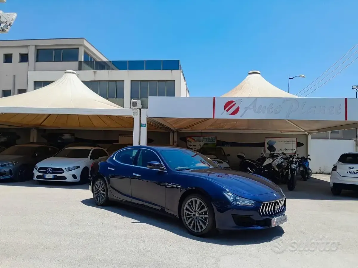 Usata Maserati Ghibli 250 CV (183 kW) 2020 Blu Berlina