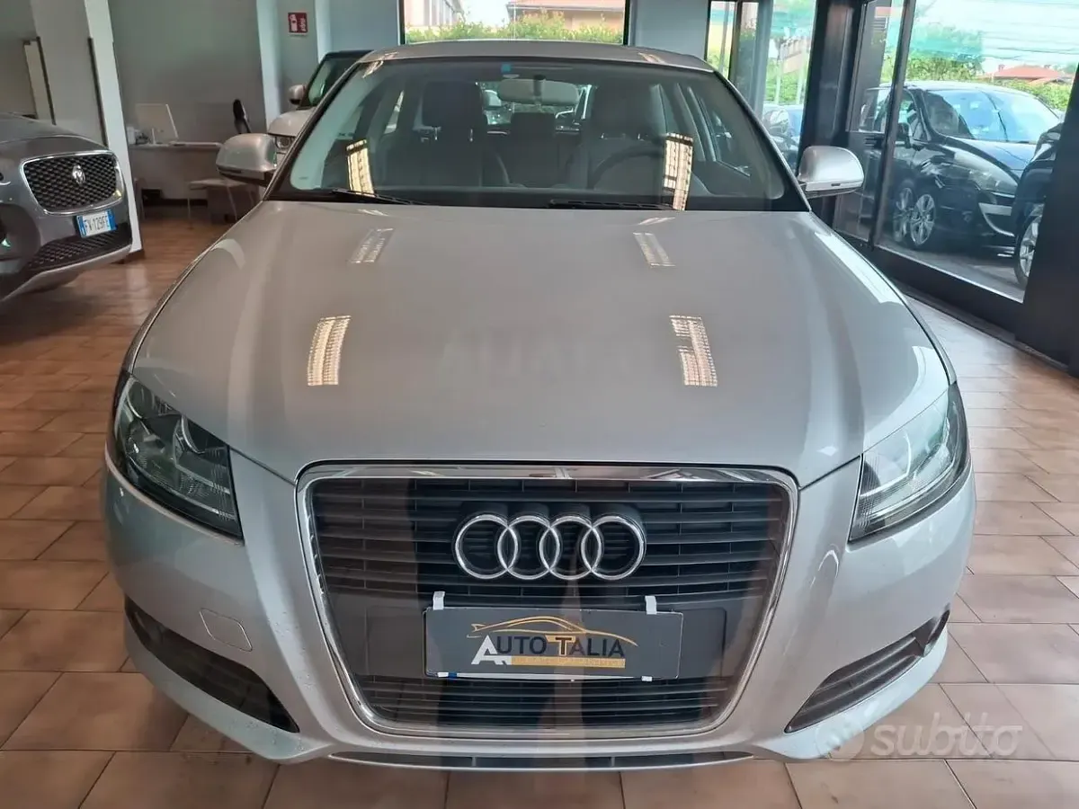 Usata Audi A3 Attraction 105 CV (77 kW) 2009 Grigio Utilitaria