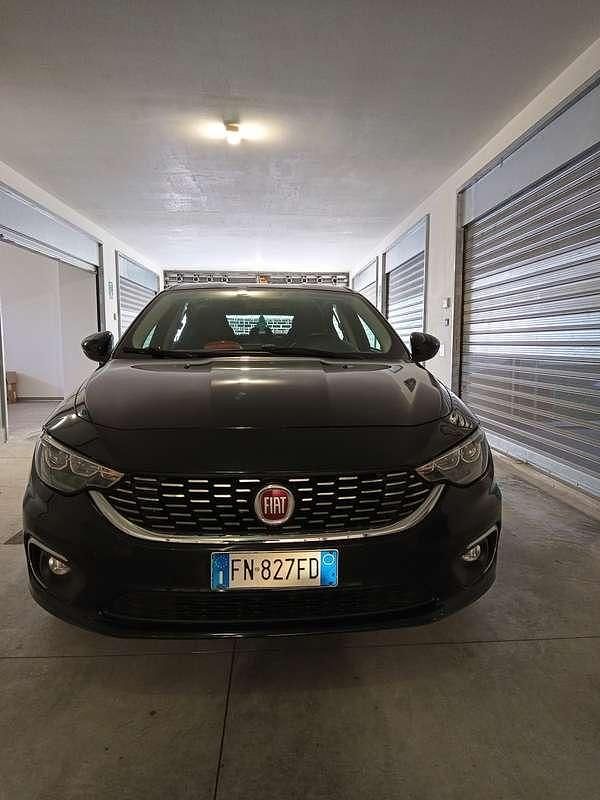 Usata Fiat Tipo Business 95 CV (69 kW) 2017 Nero Berlina