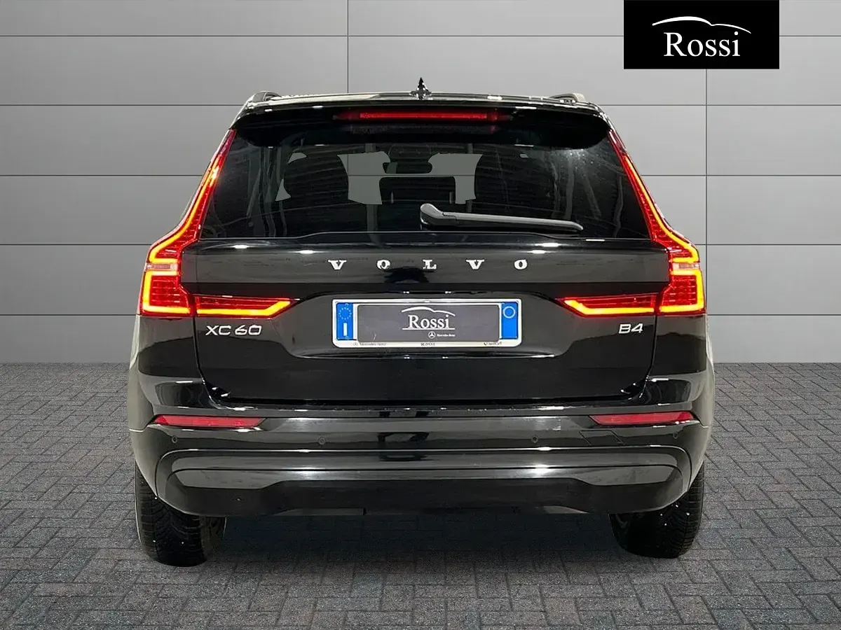 Brugt Volvo XC60 Core 197 HK (144 kW) 2022 Sort SUV