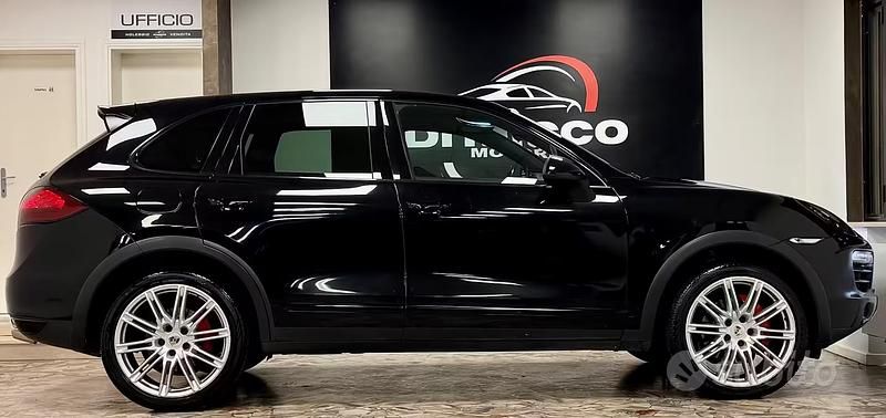 Usata Porsche Cayenne 245 CV (180 kW) 2013 Nero SUV