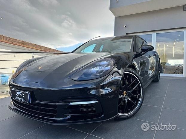 Nero Usata 2017 Porsche Panamera Tre volumi | 64.900 € (Cara) - Immagine 1/4