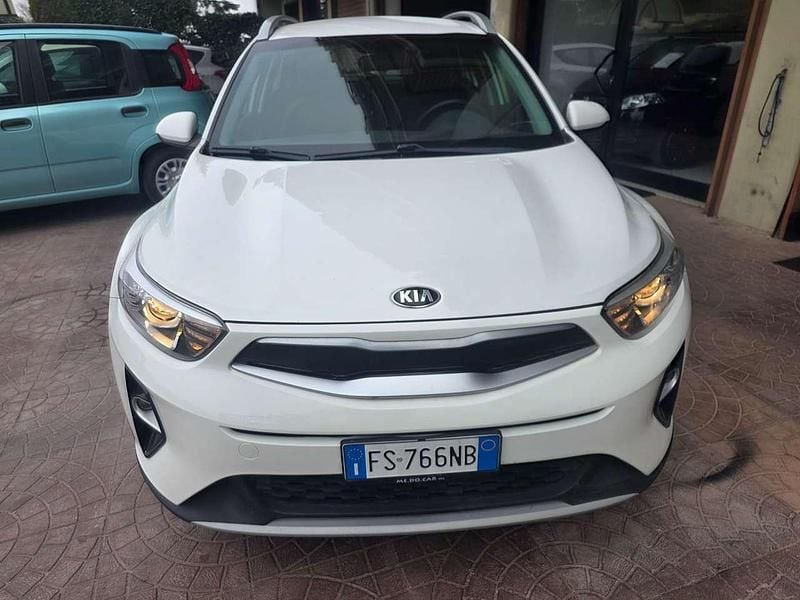 Usata Kia Stonic 110 CV (80 kW) 2018 Bianco SUV