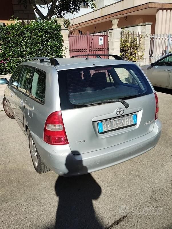 Usata Toyota Corolla 2002