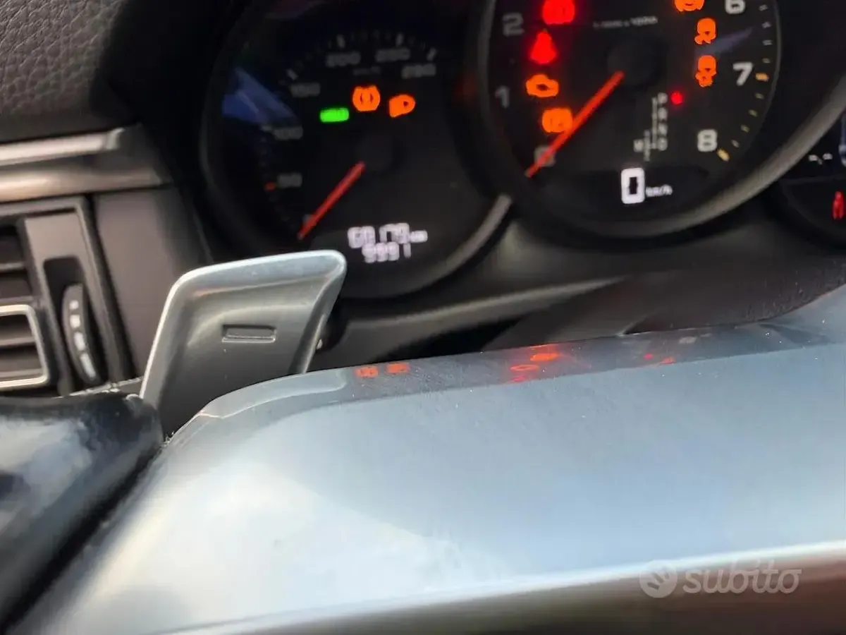 Usata Porsche Macan 245 CV (180 kW) 2021 Nero SUV