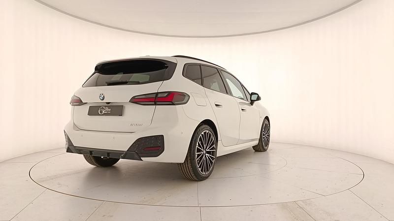 Usata BMW 218 Active Tourer M Sport 150 CV (110 kW) 2024 Bianco Monovolume