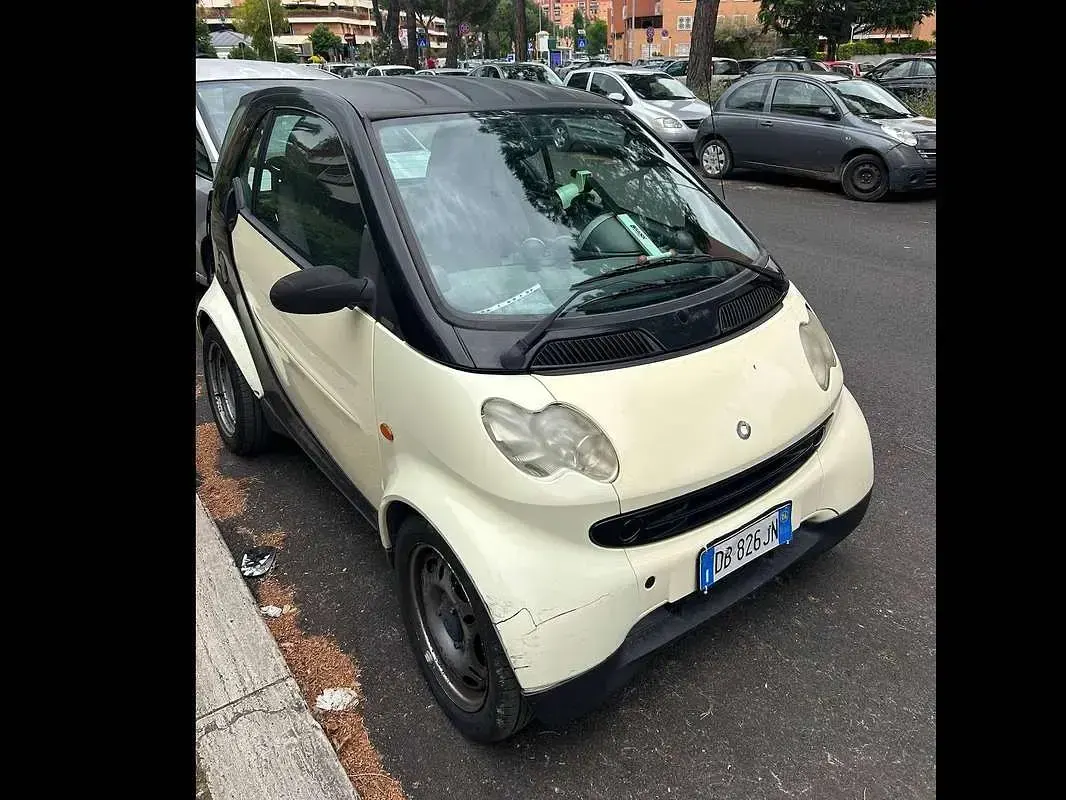 Usata Smart ForTwo Coupé Pulse 41 CV (30 kW) 2006 Beige Coupé