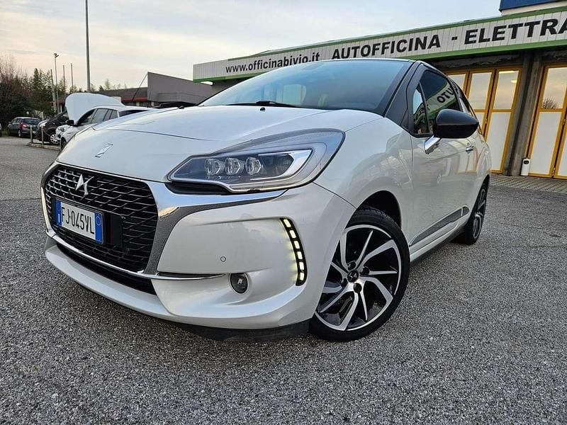Usata DS Automobiles DS3 Sport Chic 120 CV (88 kW) 2017 Bianco perlato Berlina