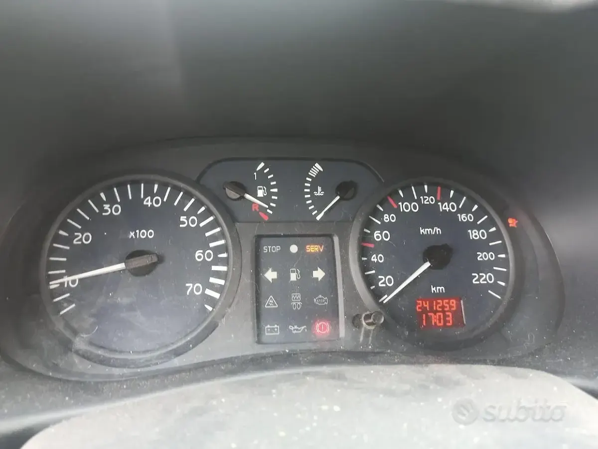 Usata Renault Clio 58 CV (42 kW) 2003 Utilitaria