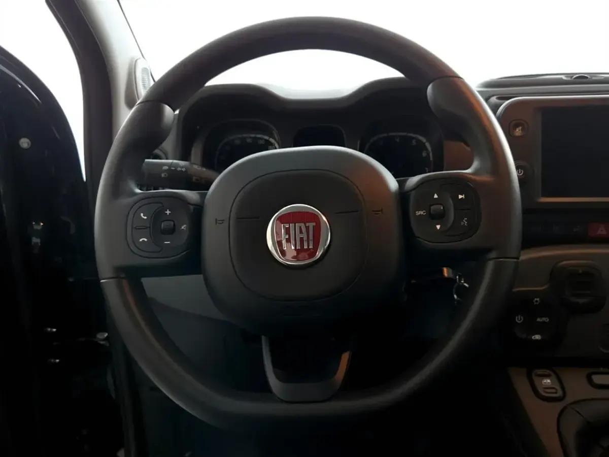 Usata Fiat Panda Cross Cross 70 CV (51 kW) 2024 Verde Utilitaria