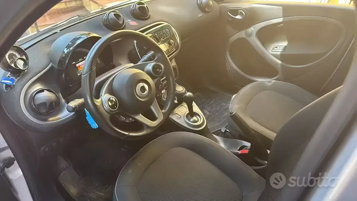 Usata Smart ForFour Passion 90 CV (66 kW) 2019 Bianco Utilitaria