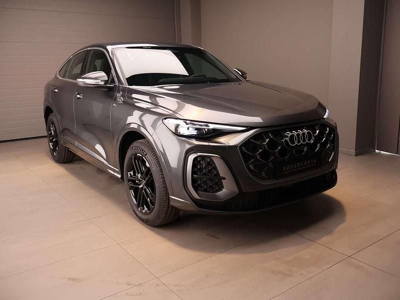 Nuova Audi Q5 Sportback S-Line 204 CV (150 kW) 2026 Grigio daytona SUV