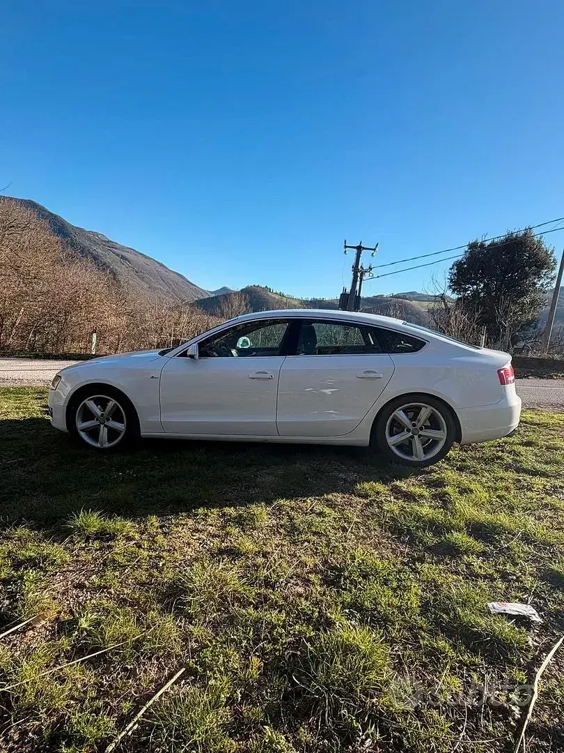 Usata Audi A5 Sportback S-Line 180 CV (132 kW) 2010 Bianco Utilitaria