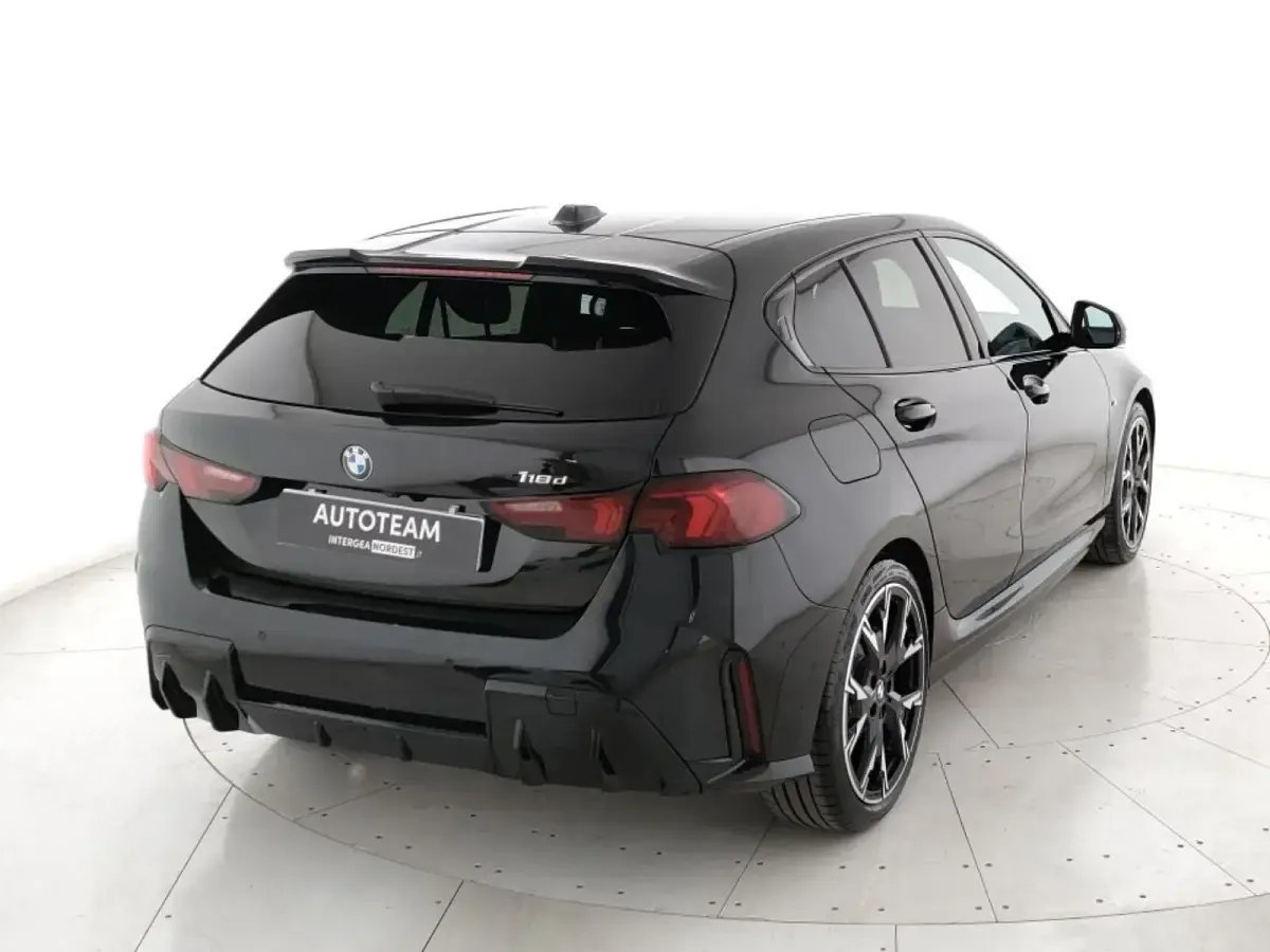 Brugt BMW 118 M Sport 150 HK (110 kW) 2025 Sort Hatchback