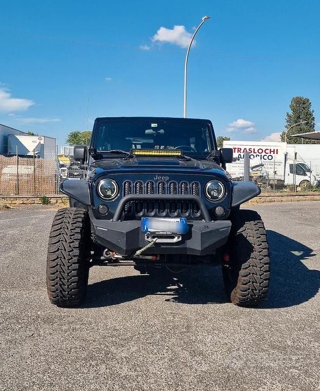 Usata Jeep Wrangler Rubicon 2008 Nero SUV