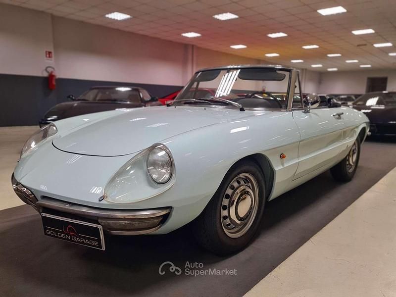 Usata Alfa Romeo Spider 109 CV (80 kW) 1967 Blu/azzurro Cabrio