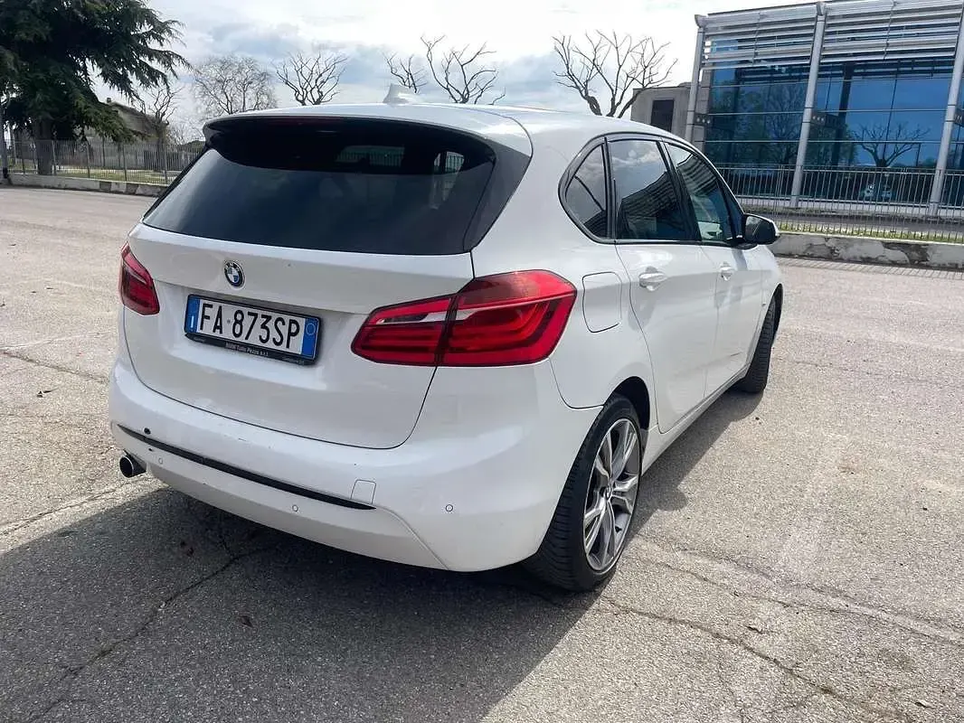 Usata BMW 218 Active Tourer Sport Line 150 CV (110 kW) 2015 Monovolume