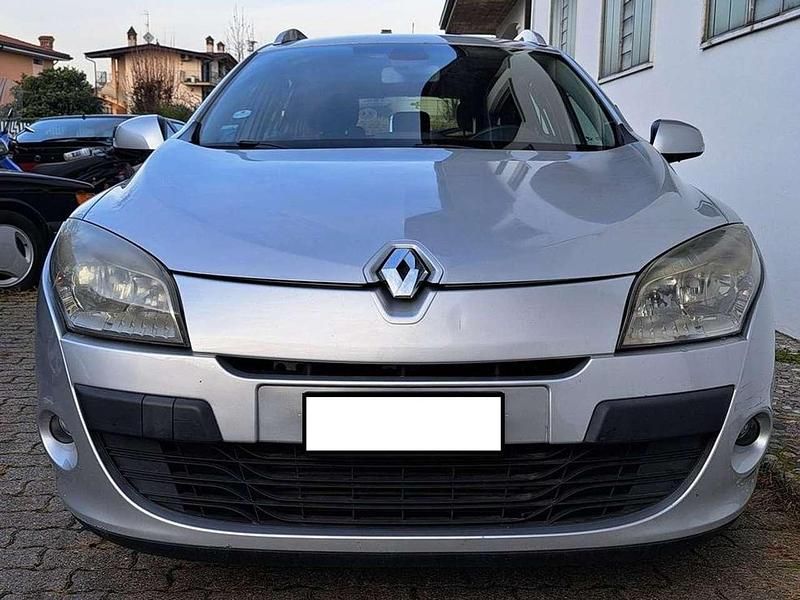 Usata Renault Mégane GrandTour 110 CV (80 kW) 2009 Argento Station wagon
