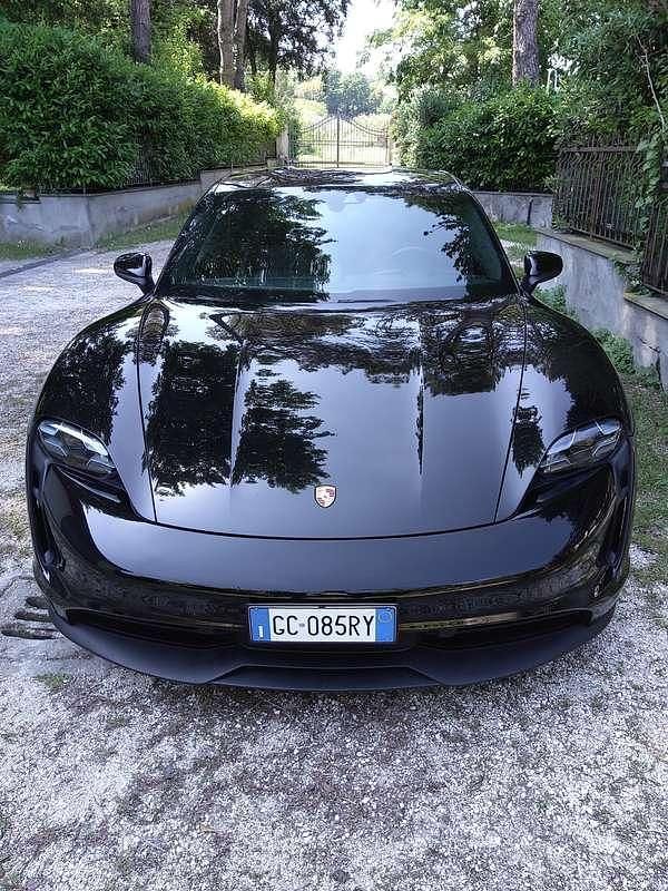 Nero Usata 2020 Porsche Taycan 4S Performance Package Tre volumi | 59.000 € (Ottimo prezzo) - Immagine 1/4