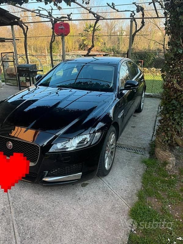 Usata Jaguar XF Prestige 2019 Nero Berlina