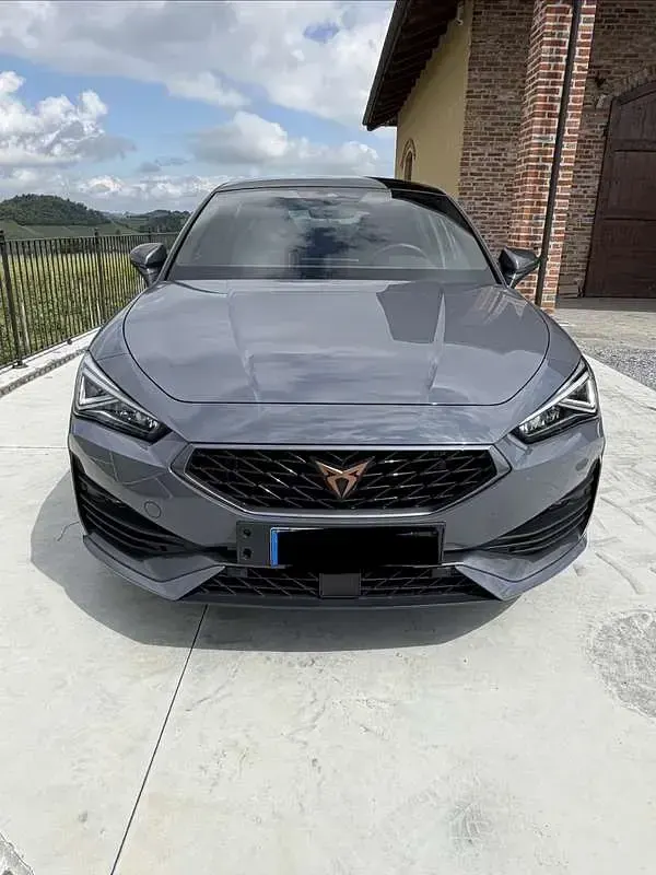 Usata Cupra Leon VZ2 150 CV (110 kW) 2021 Berlina