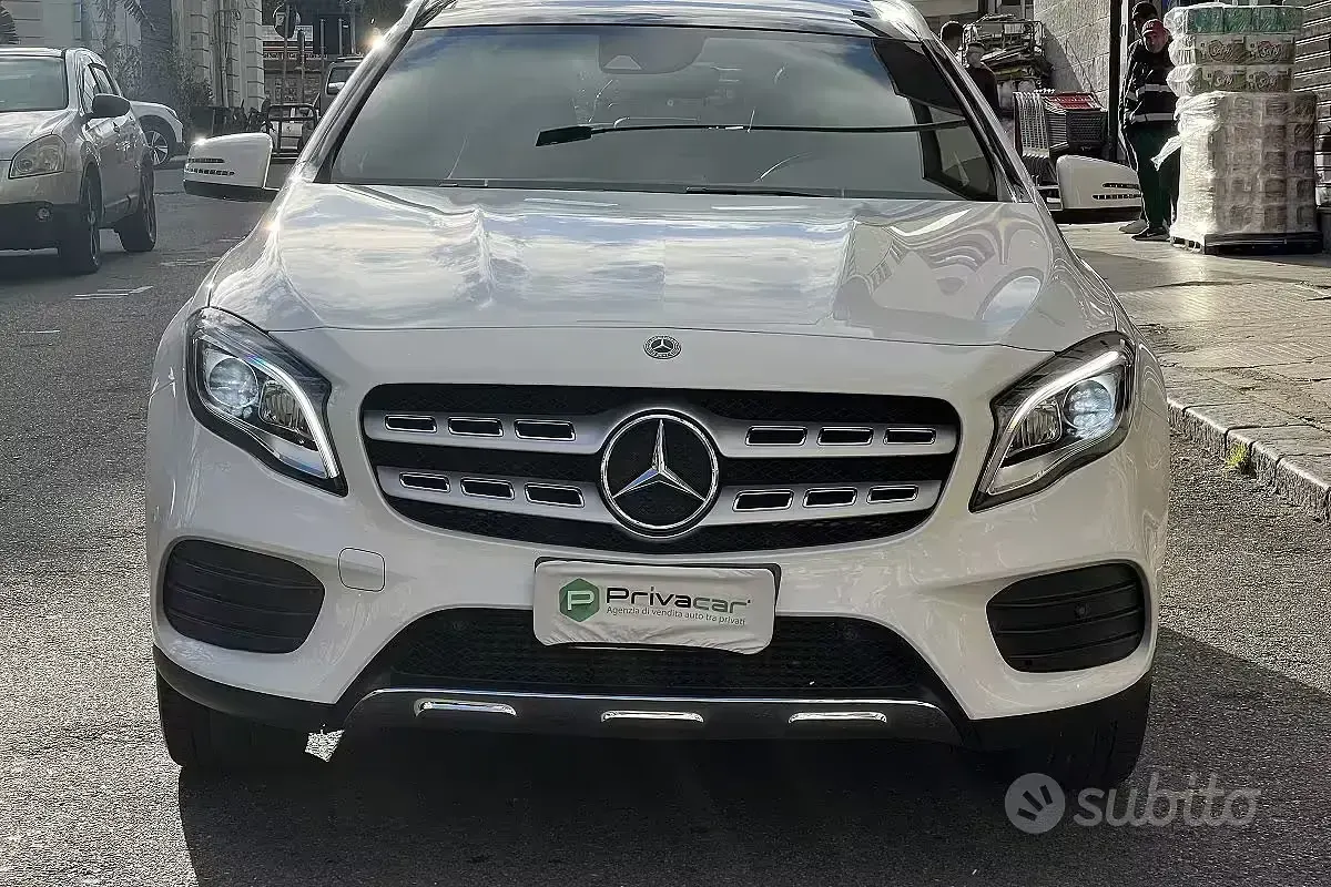 Usata Mercedes GLA200 Premium 136 CV (100 kW) 2019 Bianco SUV