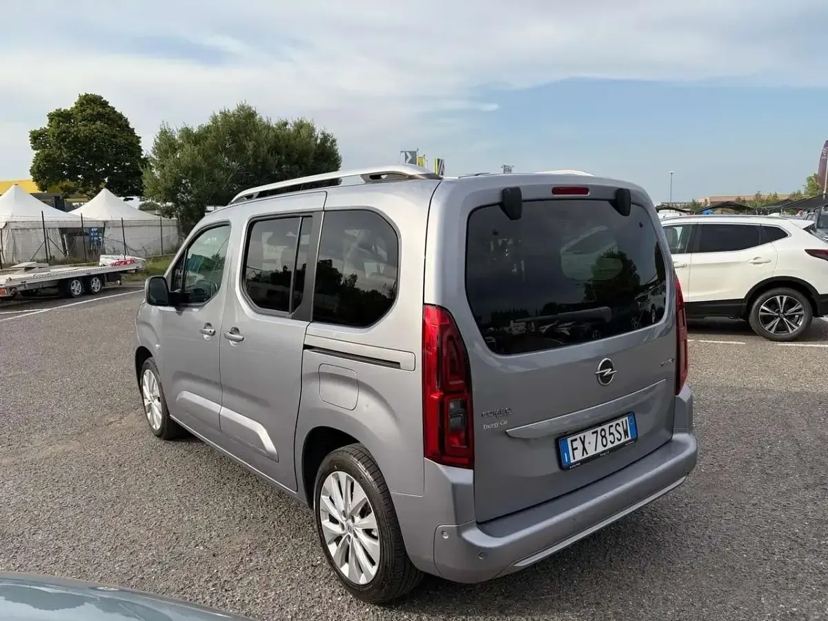 Usata Opel Combo Life Innovation 131 CV (96 kW) 2019 Other Monovolume
