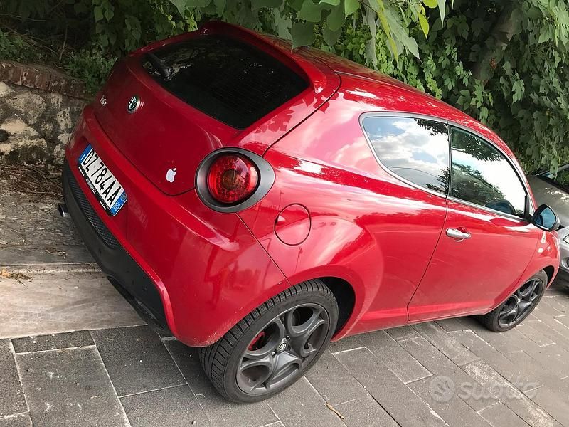 Usata Alfa Romeo MiTo 105 CV (77 kW) 2009 Rosso Utilitaria