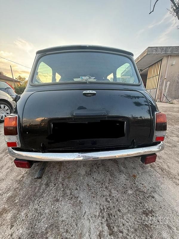 Usata Mini 1000 1982 Nero Utilitaria