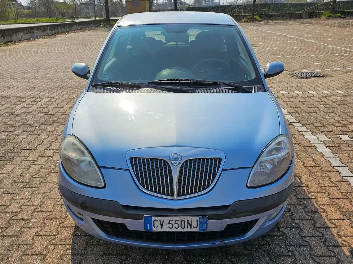 Usata Lancia Ypsilon 69 CV (50 kW) 2005 Other Utilitaria