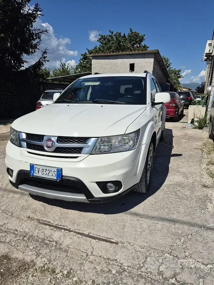 Usata Fiat Freemont 170 CV (125 kW) 2014 Bianco SUV