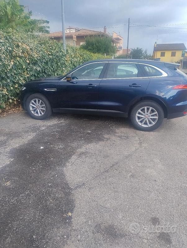 Usata Jaguar F-Pace 180 CV (132 kW) 2018 Blu SUV