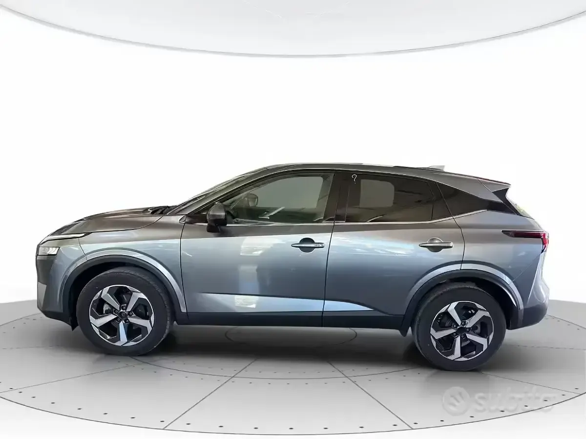 Usata Nissan Qashqai N-Connecta 140 CV (102 kW) 2024 Grigio SUV
