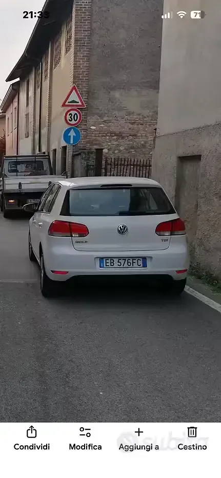 Usata VW Golf VI 102 CV (75 kW) 2011 Bianco Utilitaria