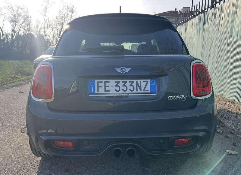 Usata Mini Cooper S Seven 192 CV (141 kW) 2016 Utilitaria