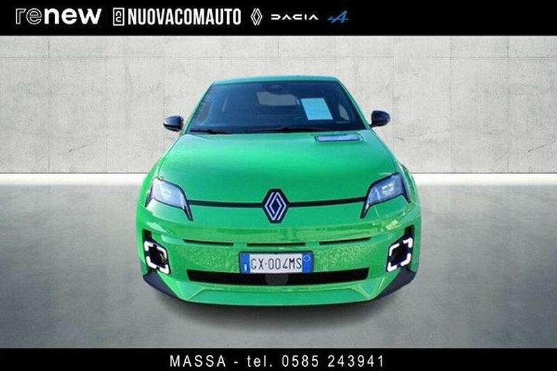 Usata Renault R5 Komfort 110 kW (150 CV) 2025 Verde pop! Utilitaria