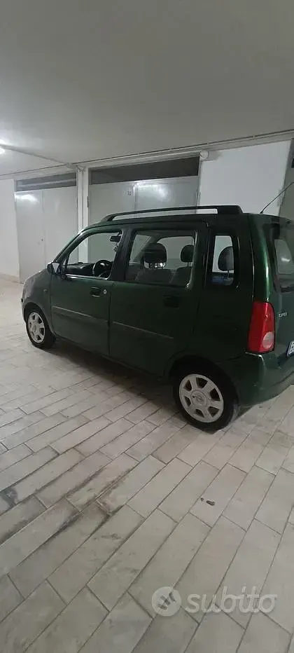 Usata Opel Agila 58 CV (42 kW) 2001 Verde Monovolume