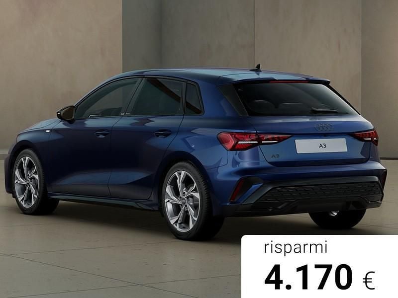 Nuova Audi A3 S-Line 150 CV (110 kW) 2026 Blu navarra metallizzato Berlina