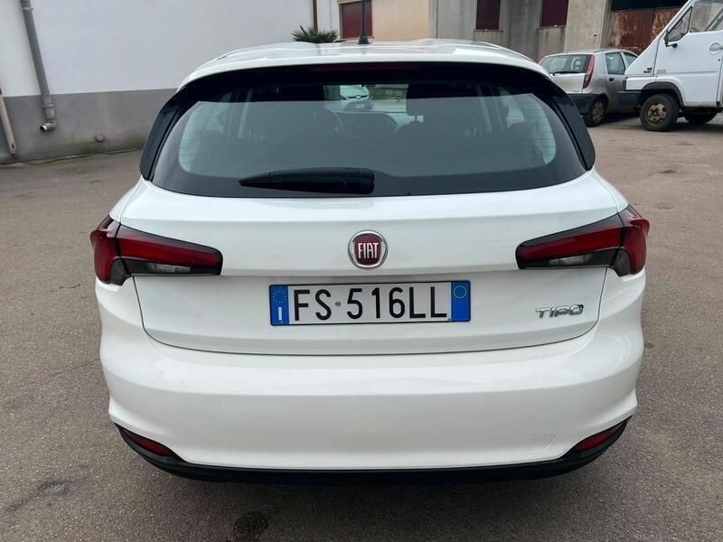 Usata Fiat Tipo Pop 119 CV (87 kW) 2018 Bianco Berlina