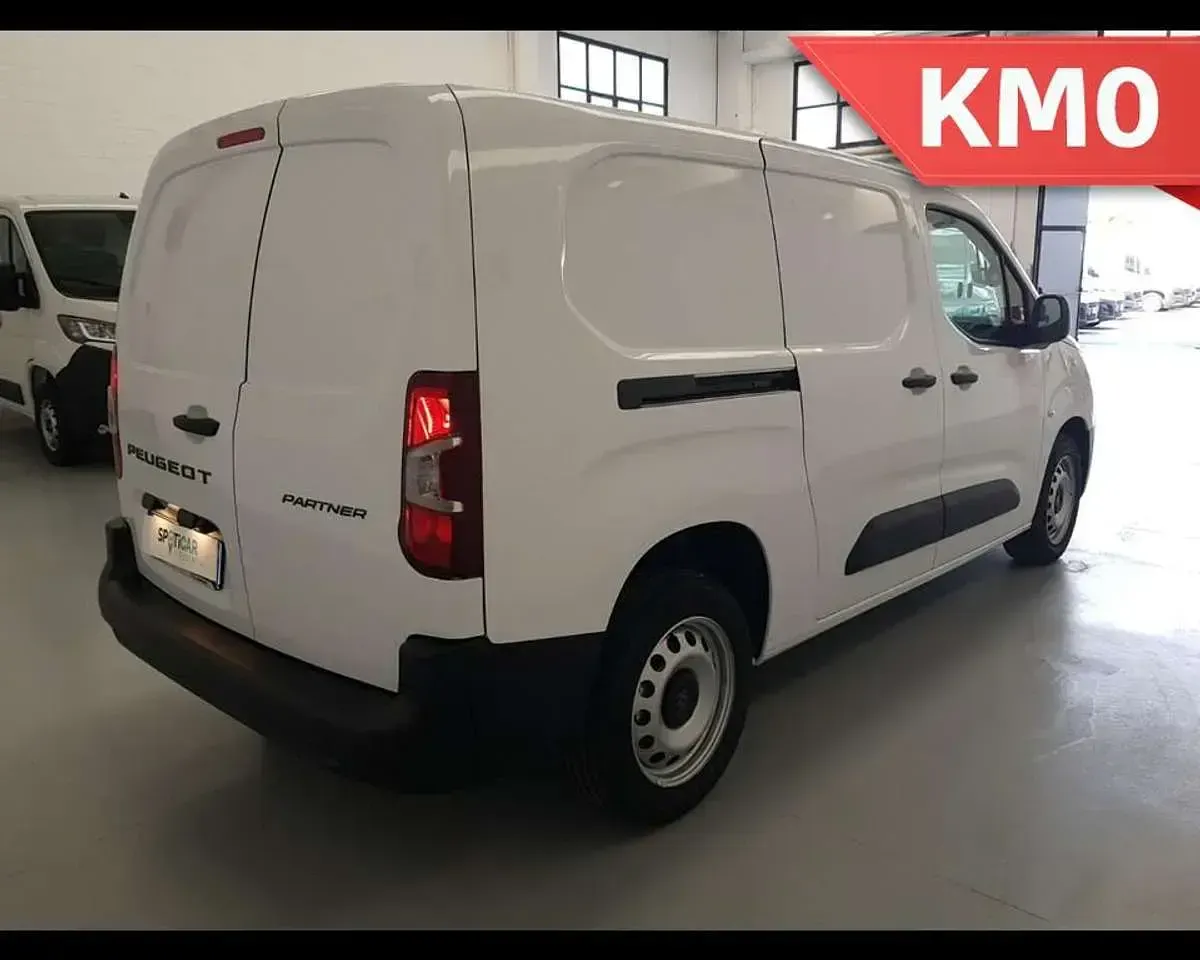 Nuova Peugeot Partner S 131 CV (96 kW) 2025 Kaolin white pastello Monovolume