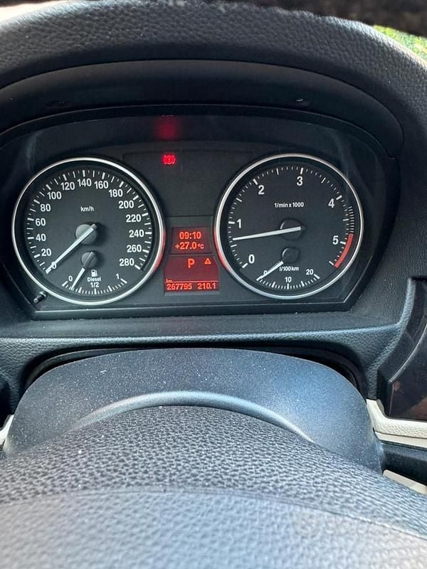 Usata BMW 325 197 CV (144 kW) 2007 Bianco Coupé