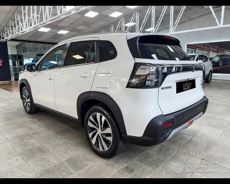 Usata Suzuki SX4 S-Cross 102 CV (75 kW) 2024 Bianco SUV