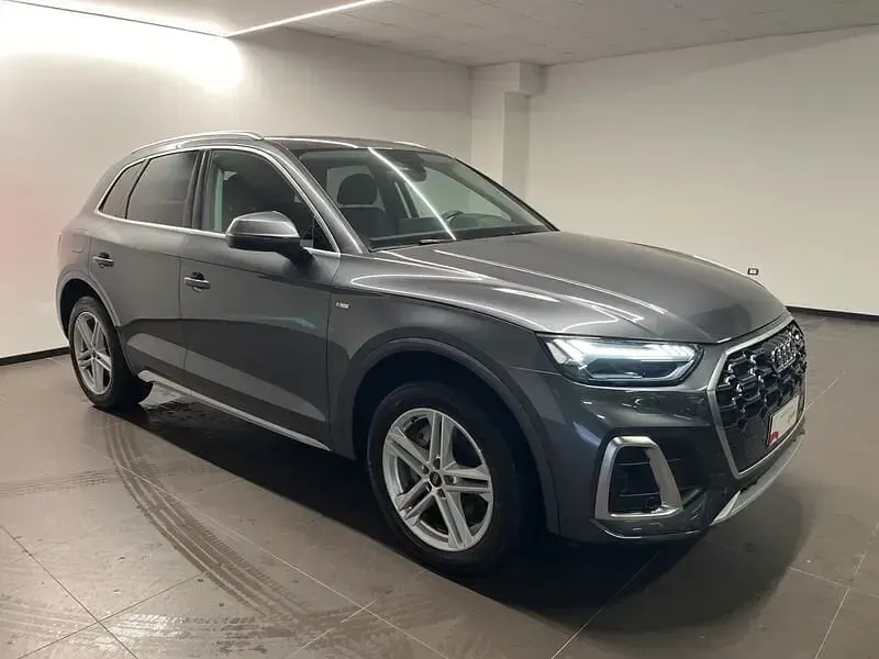 Usata Audi Q5 S-Line 204 CV (150 kW) 2024 Grigio SUV