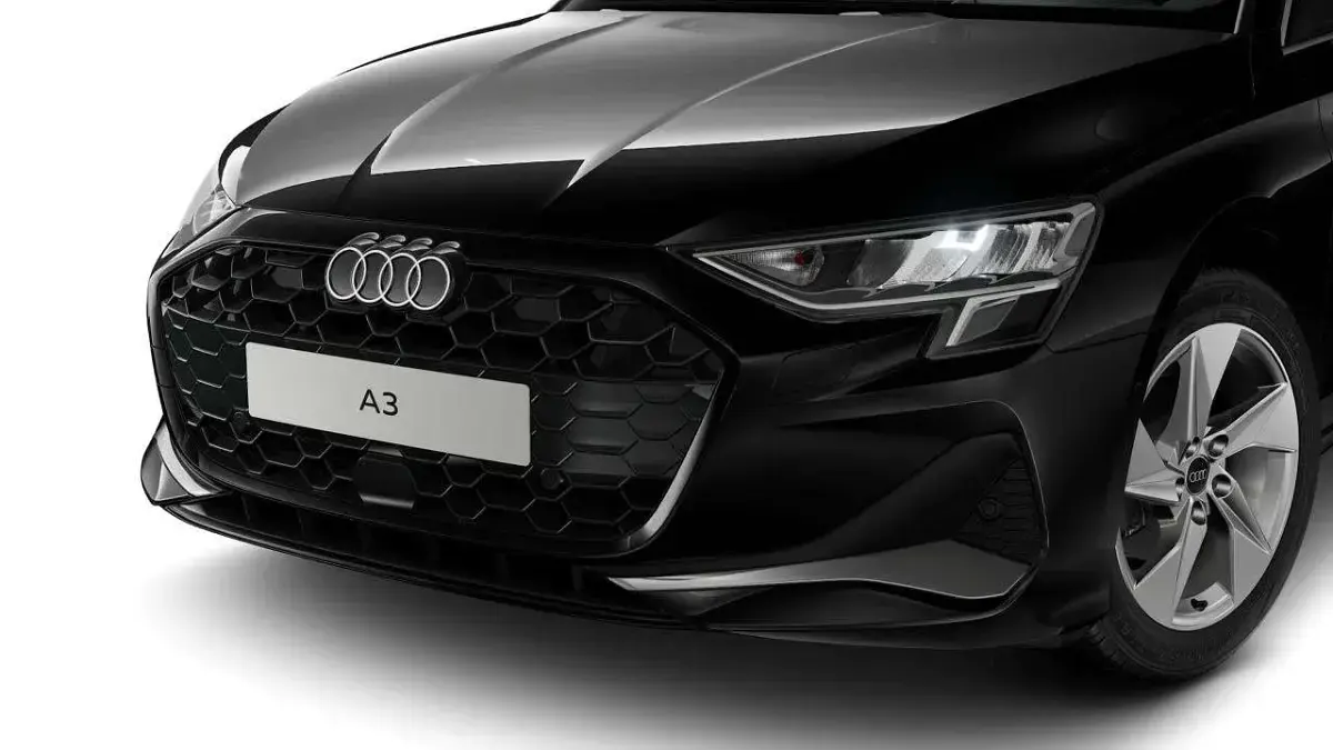 Nuova Audi A3 Advanced 150 CV (110 kW) 2026 Nero Berlina
