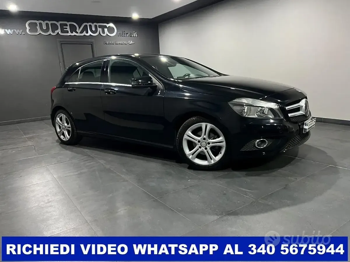 Usata Mercedes A180 109 CV (80 kW) 2015 Nero Utilitaria