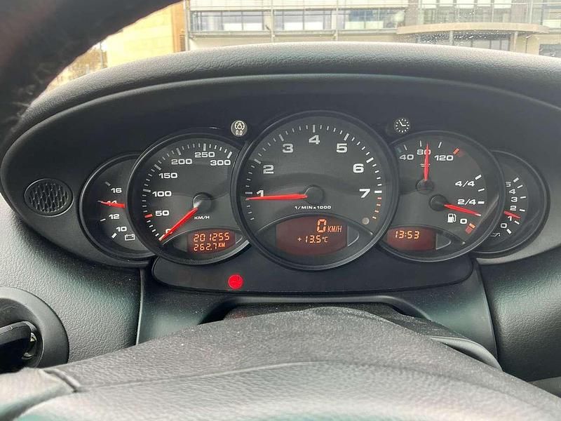 Usata Porsche 911 Carrera 300 CV (220 kW) 1999 Grigio Coupé