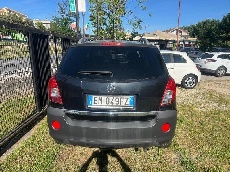 Usata Opel Antara Cosmo 150 CV (110 kW) 2012 Nero SUV