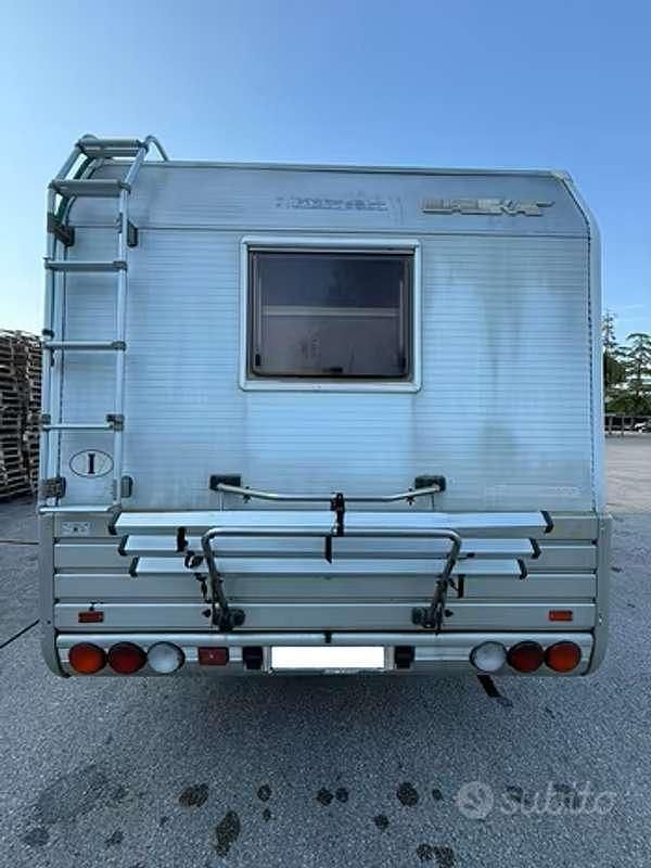 Usata Ford Transit 101 CV (74 kW) 1995 Bianco