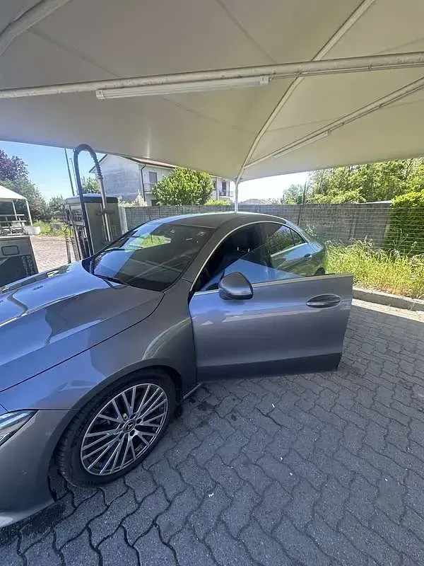 Usata Mercedes CLA220 Business 190 CV (139 kW) 2019 Grigio Coupé
