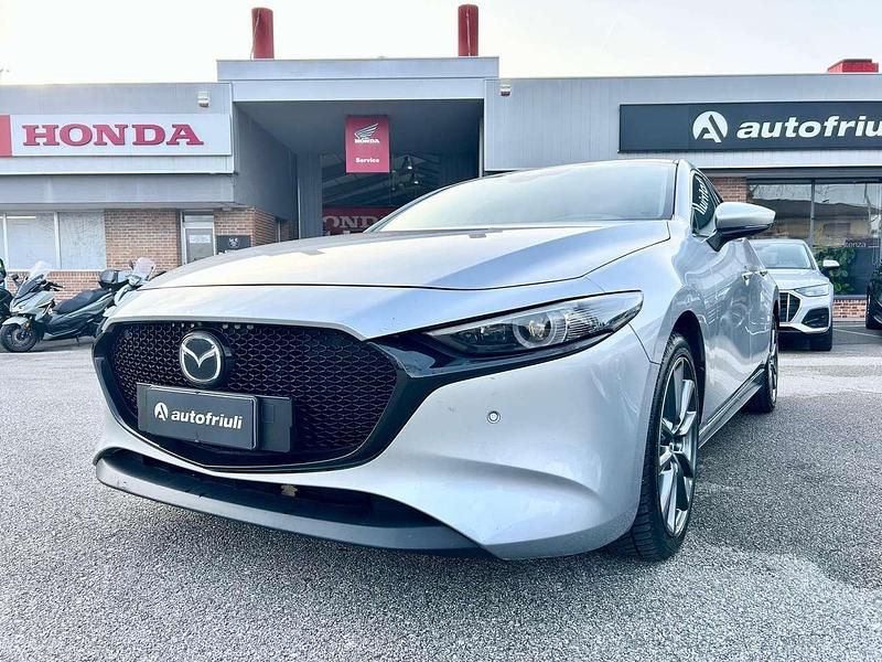 Usata Mazda 3 Exclusive 186 CV (136 kW) 2021 Sonic silver Berlina